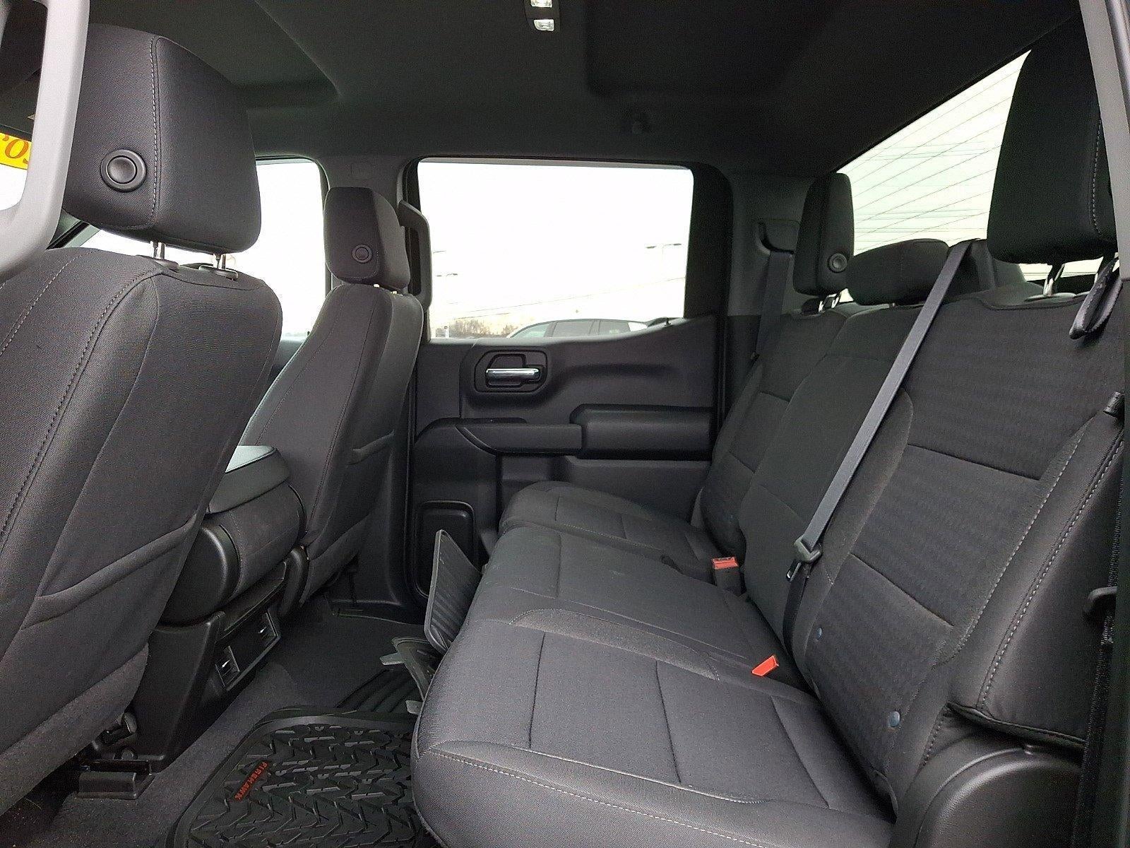 2022 Chevrolet Silverado 1500 Crew Cab Short Box 4-Wheel Drive Custom