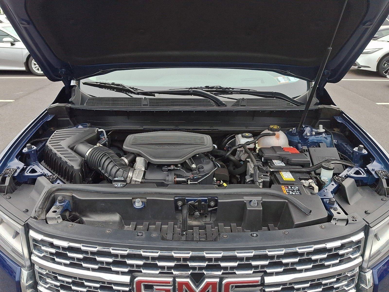 2023 GMC Acadia AWD Denali