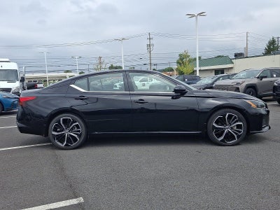 2023 Nissan Altima 2.5 SR Sedan