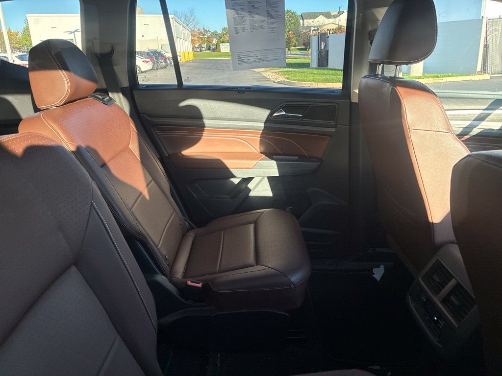2023 Volkswagen Atlas 2.0T SE w/Technology