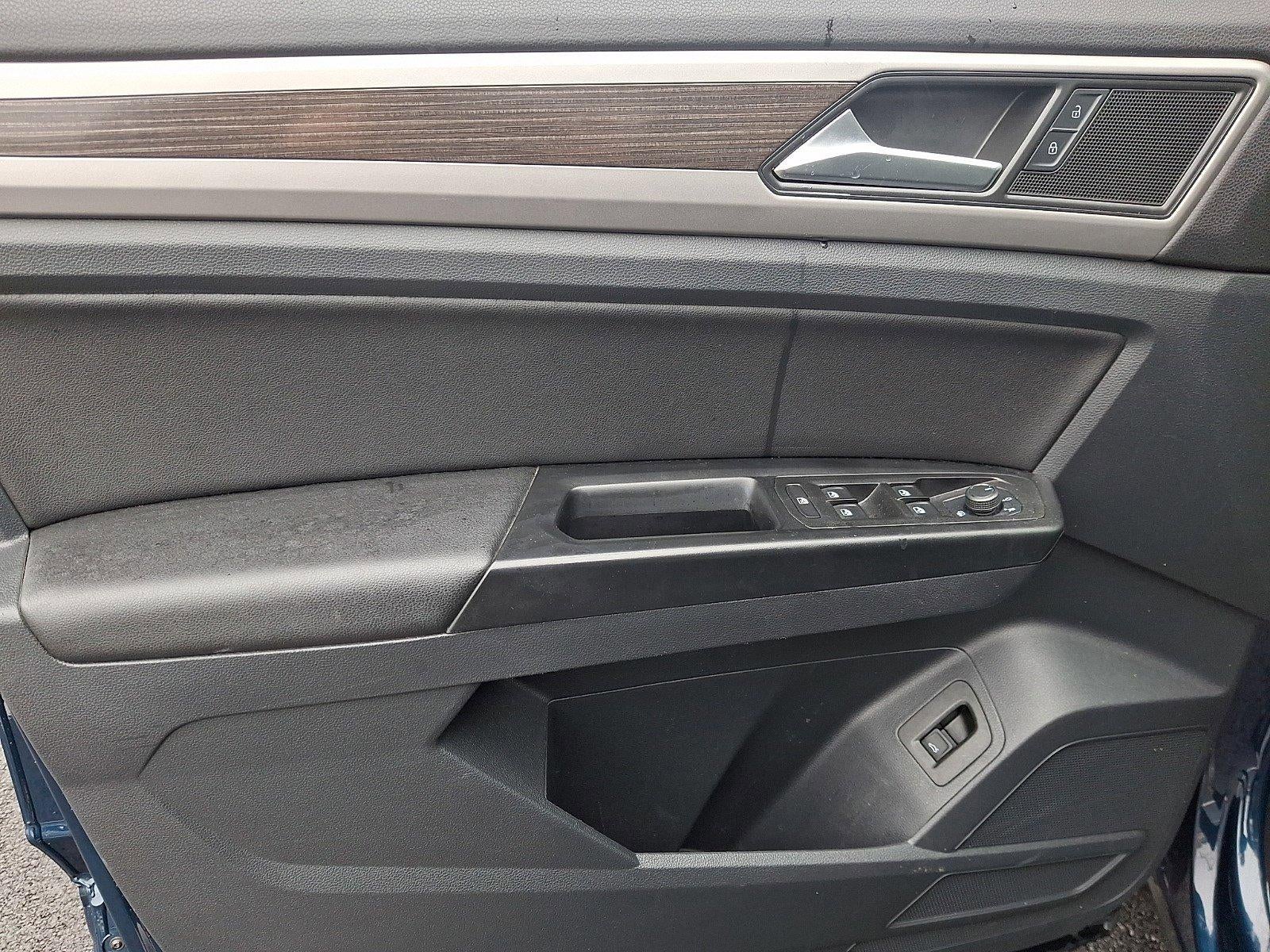 2020 Volkswagen Atlas 3.6L V6 SE w/Technology R-Line 4MOTION