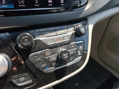 2024 Chrysler Pacifica Touring L FWD