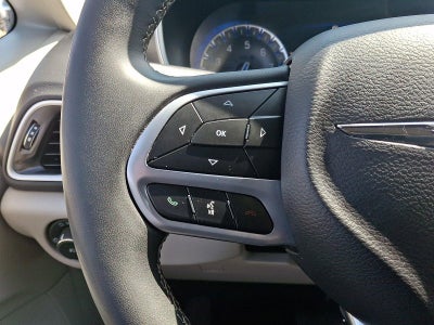 2024 Chrysler Pacifica Touring L FWD