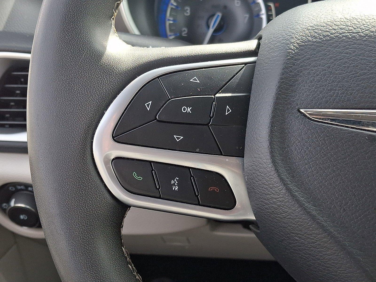 2024 Chrysler Pacifica Touring L FWD