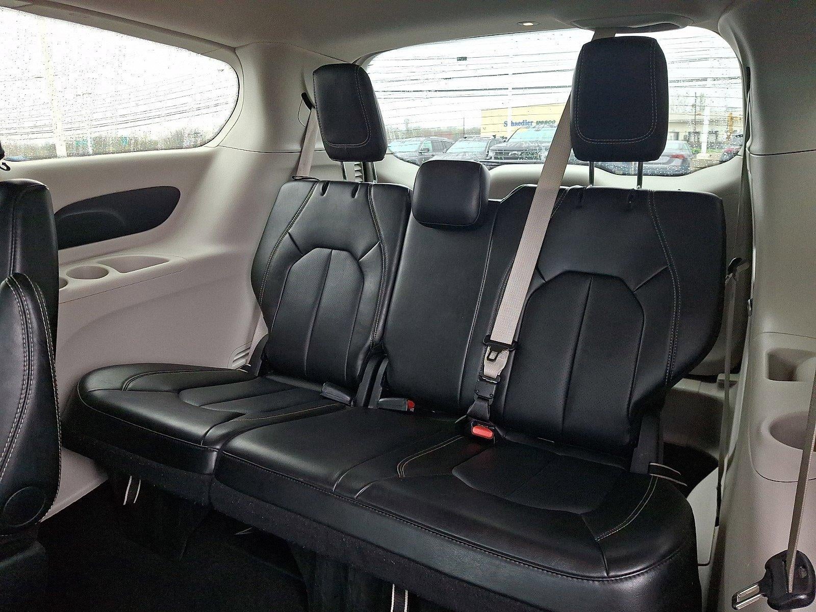 2024 Chrysler Pacifica Touring L FWD