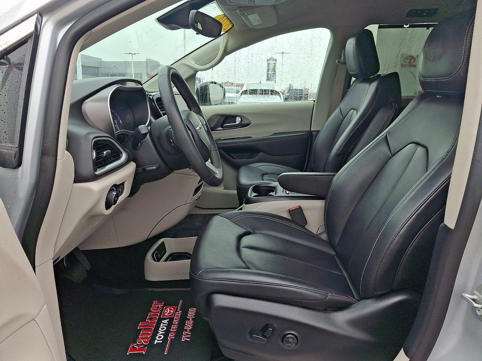 2024 Chrysler Pacifica Touring L FWD