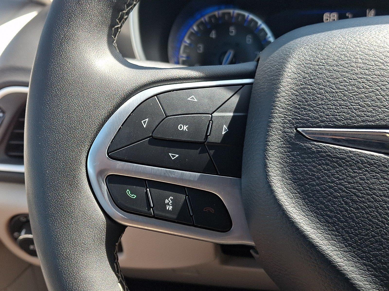 2024 Chrysler Pacifica Touring L FWD