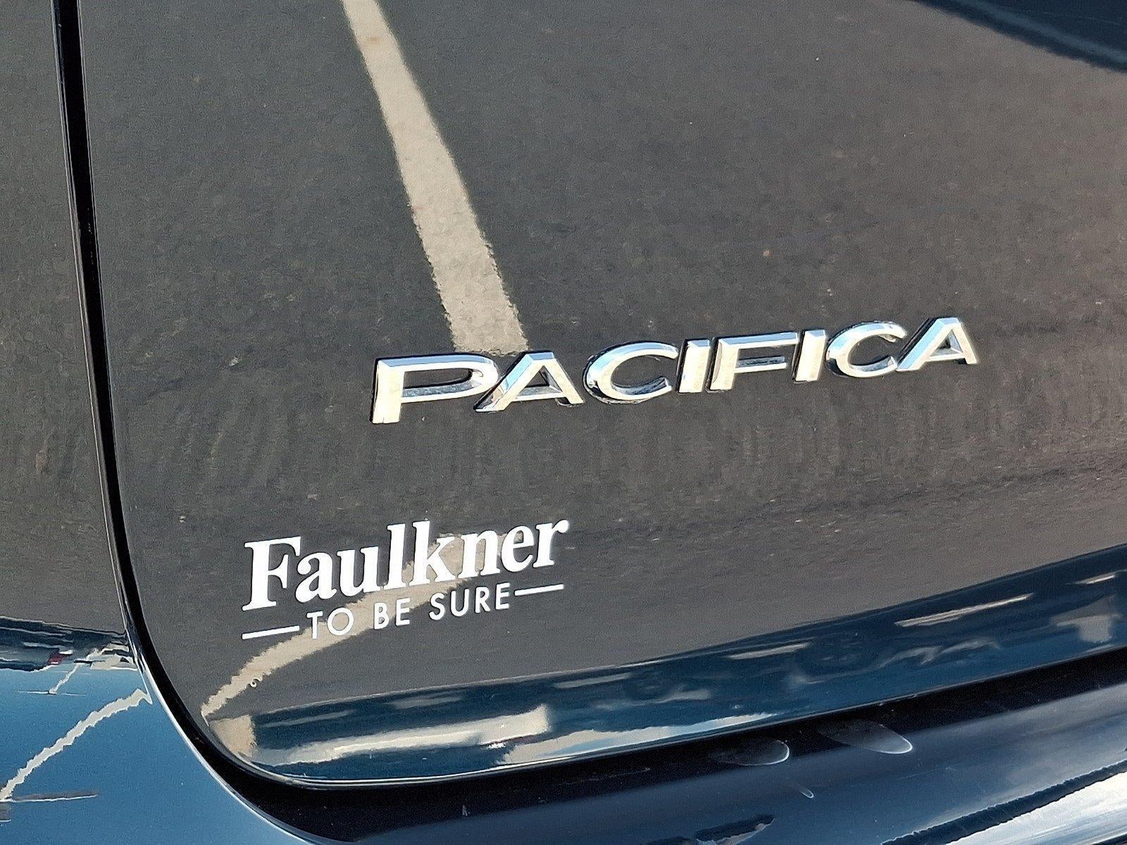 2024 Chrysler Pacifica Touring L FWD