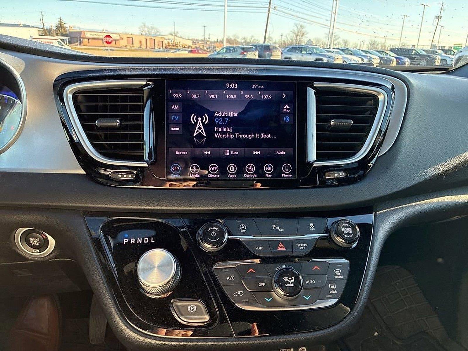 2018 Chrysler Pacifica Touring L Plus FWD