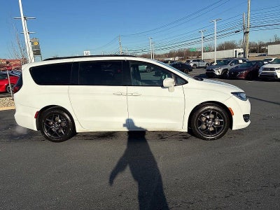2018 Chrysler Pacifica Touring L Plus FWD