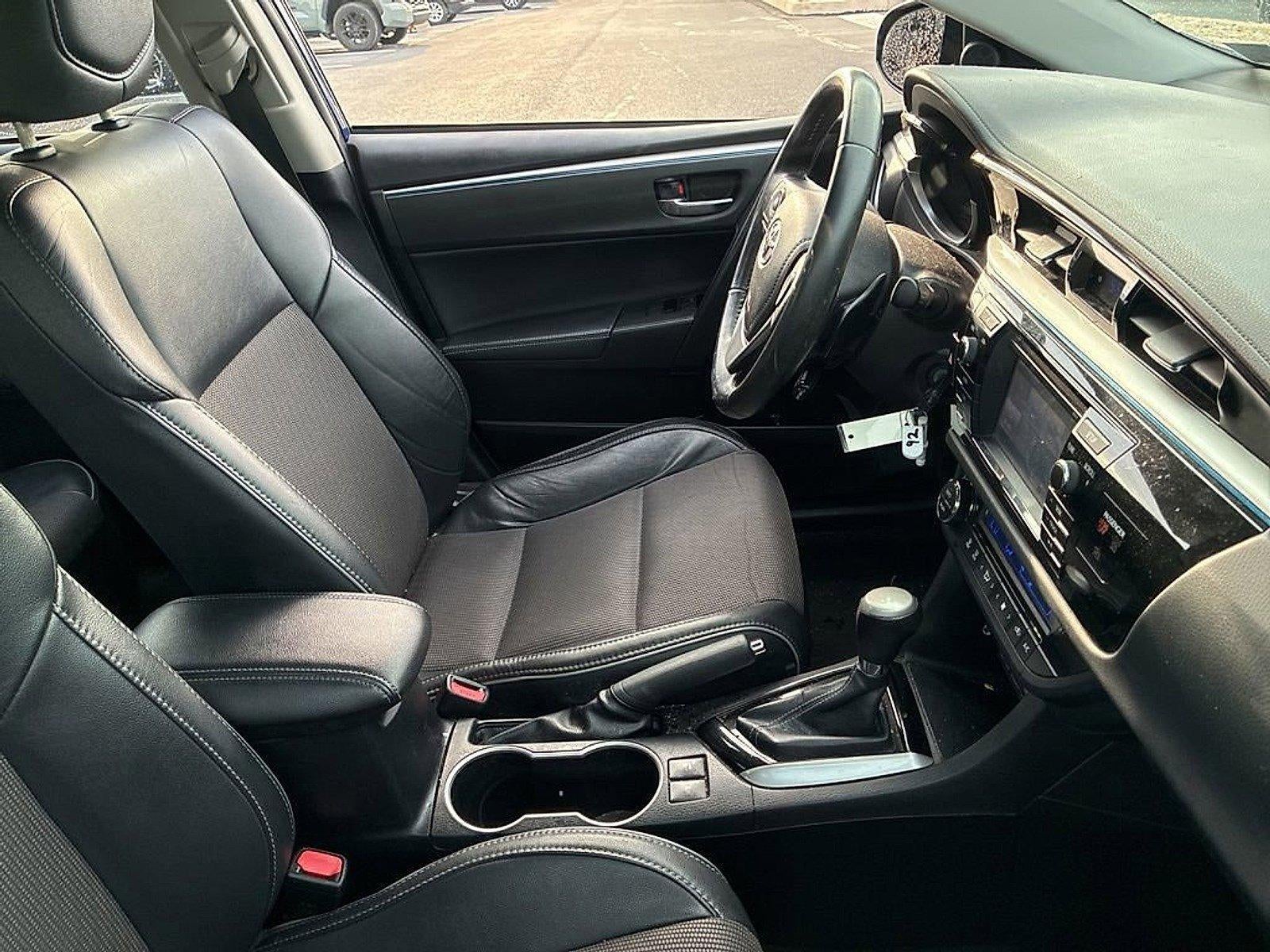 2016 Toyota Corolla 4dr Sdn Man L (Natl)