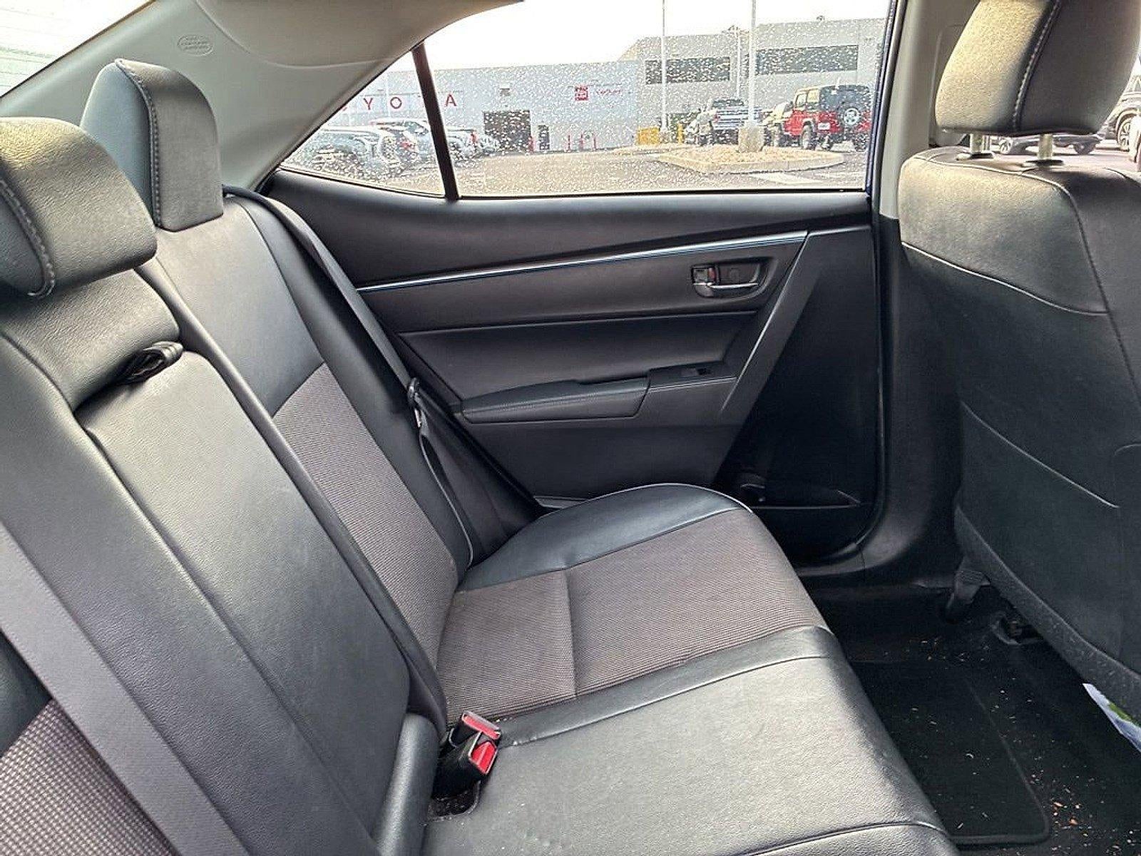 2016 Toyota Corolla 4dr Sdn Man L (Natl)