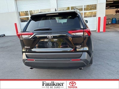 2022 Toyota RAV4 XLE Premium AWD (Natl)