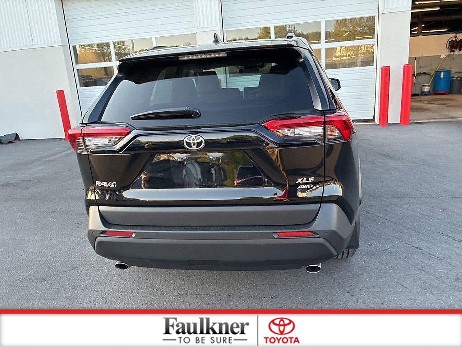 2022 Toyota RAV4 XLE Premium AWD (Natl)