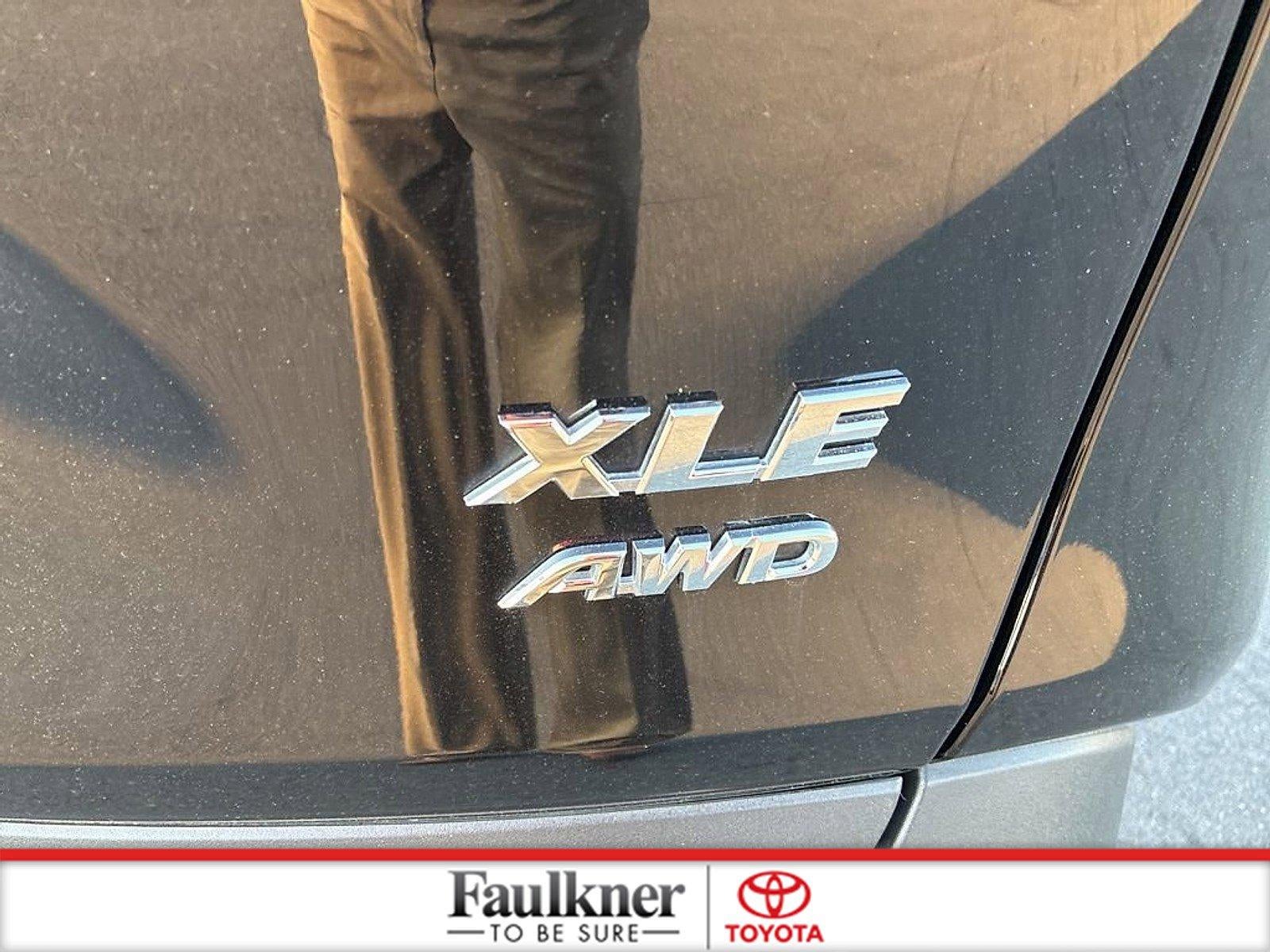 2022 Toyota RAV4 XLE Premium AWD (Natl)