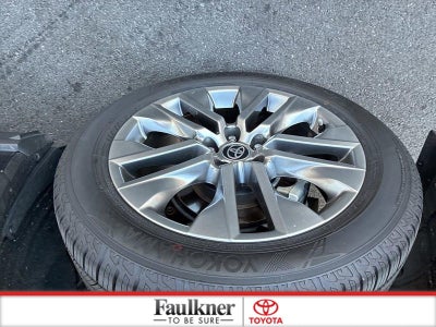 2022 Toyota RAV4 XLE Premium AWD (Natl)