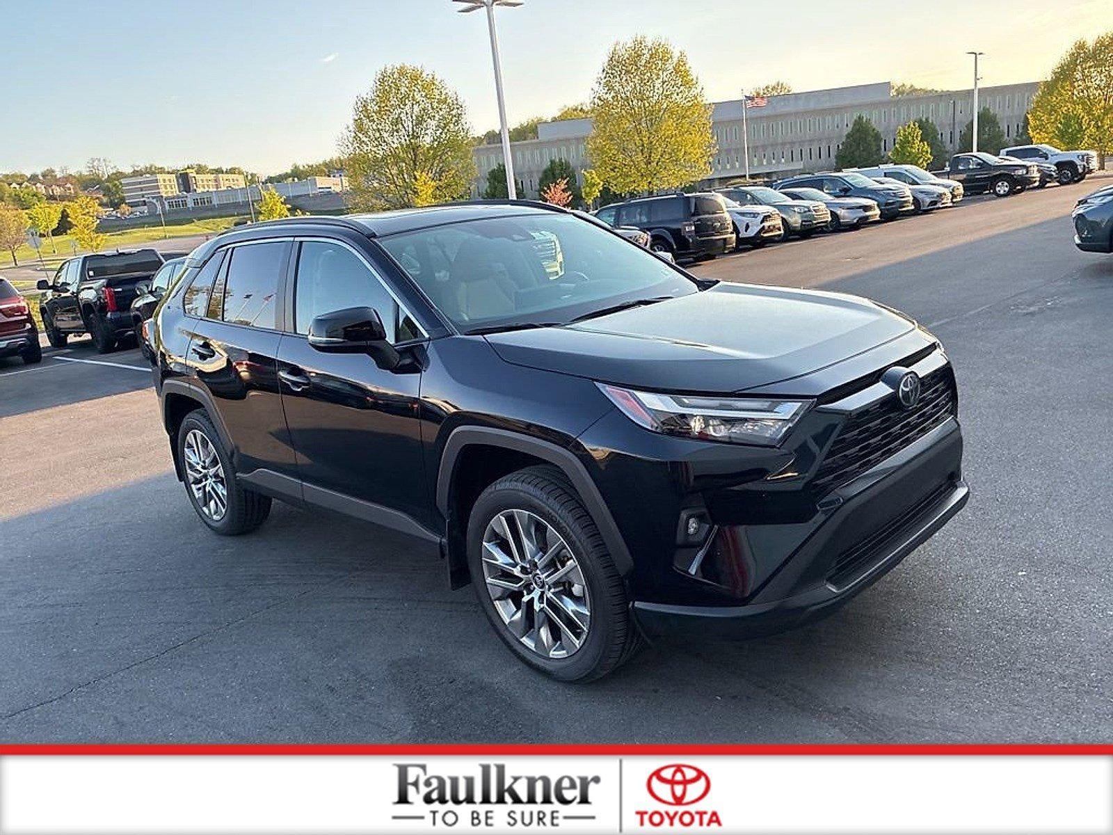 2022 Toyota RAV4 XLE Premium AWD (Natl)
