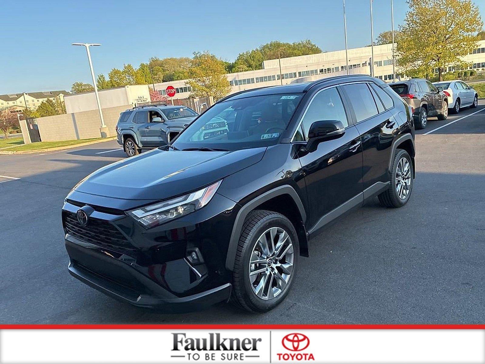 2022 Toyota RAV4 XLE Premium AWD (Natl)
