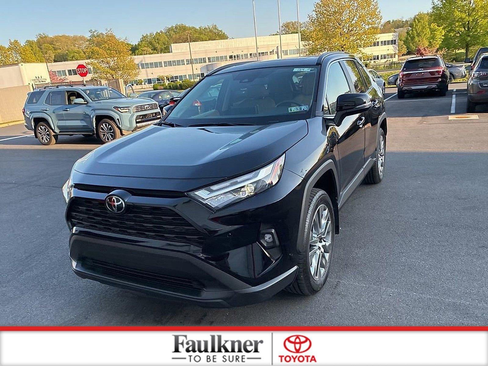 2022 Toyota RAV4 XLE Premium AWD (Natl)