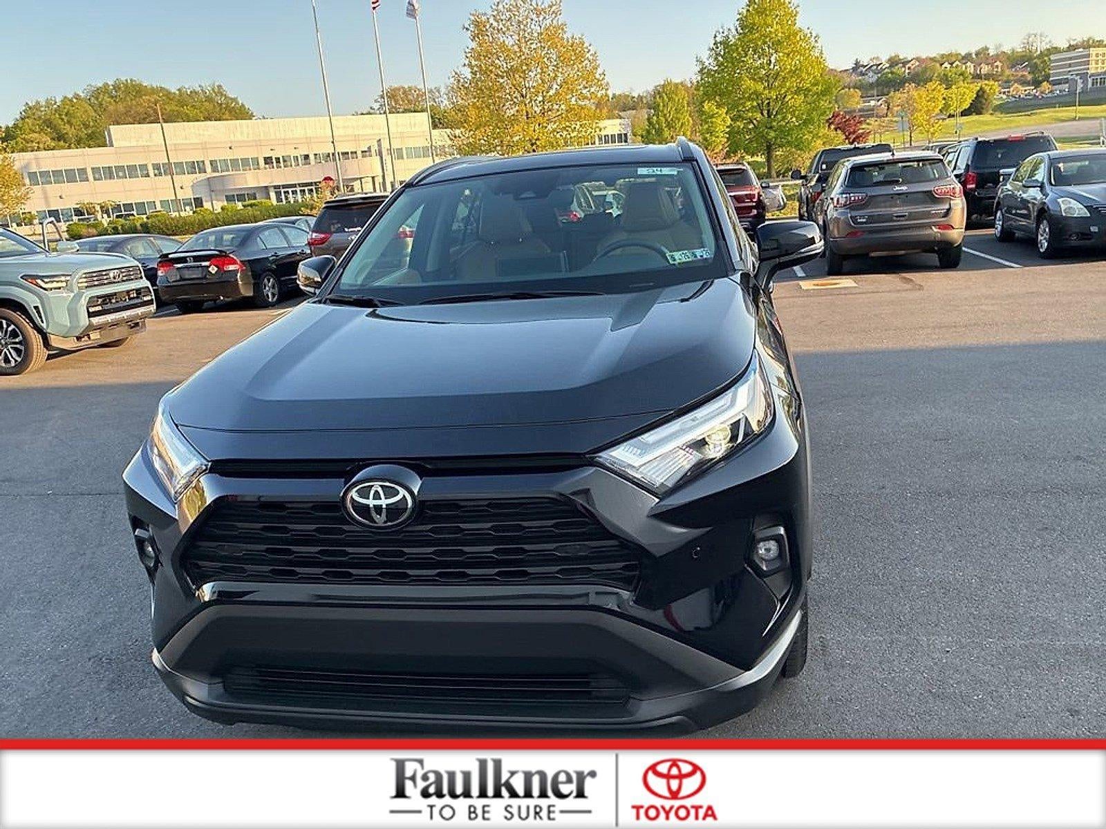 2022 Toyota RAV4 XLE Premium AWD (Natl)