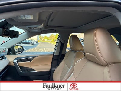 2022 Toyota RAV4 XLE Premium AWD (Natl)