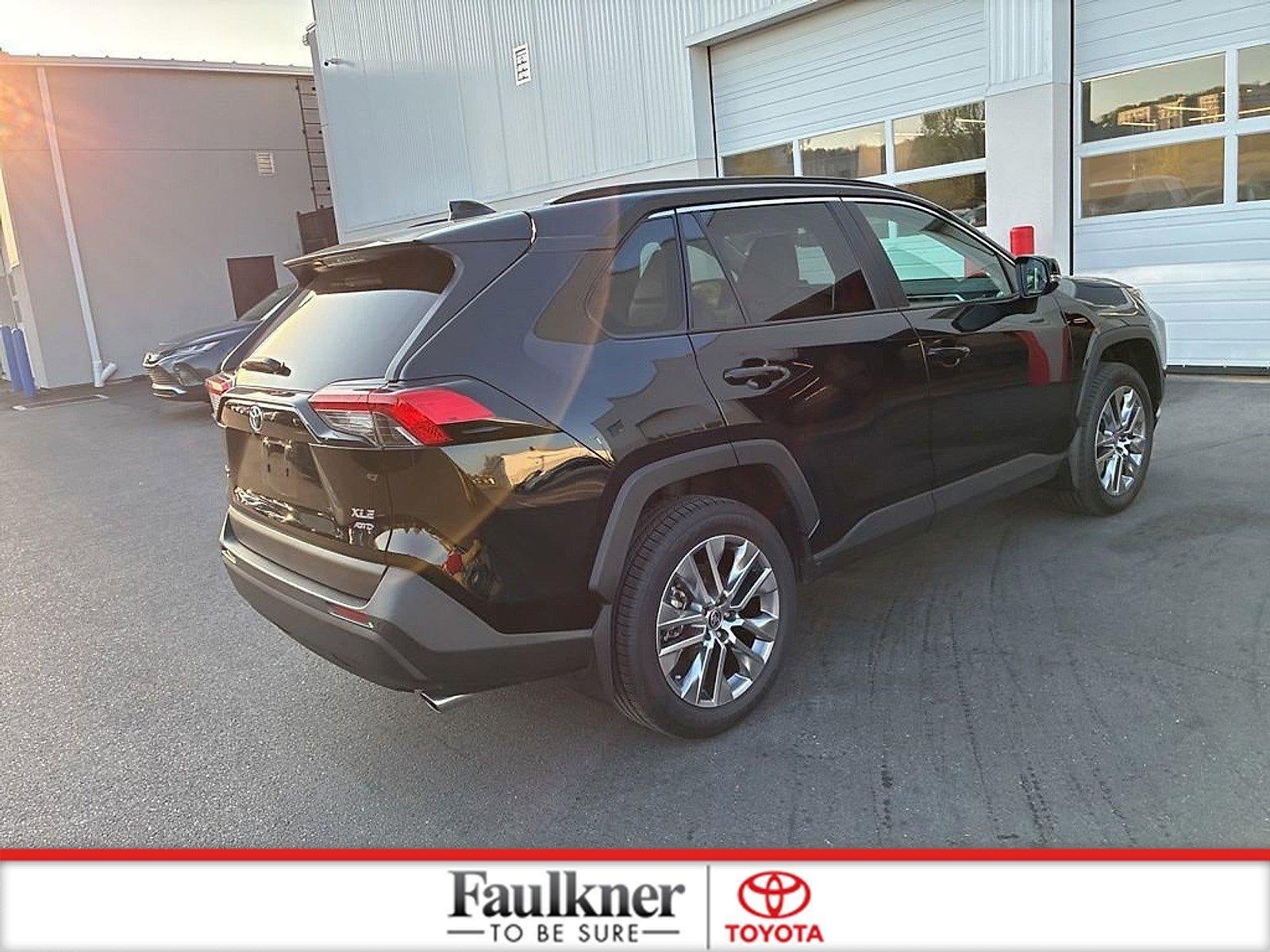 2022 Toyota RAV4 XLE Premium AWD (Natl)