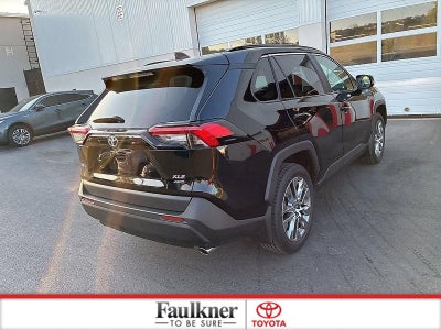 2022 Toyota RAV4 XLE Premium AWD (Natl)