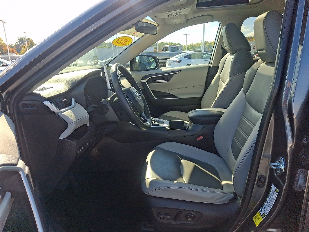2023 Toyota RAV4 XLE Premium CERTIFIED