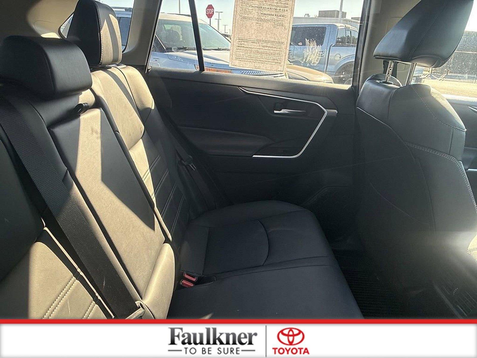 2024 Toyota RAV4 XLE Premium AWD (Natl)