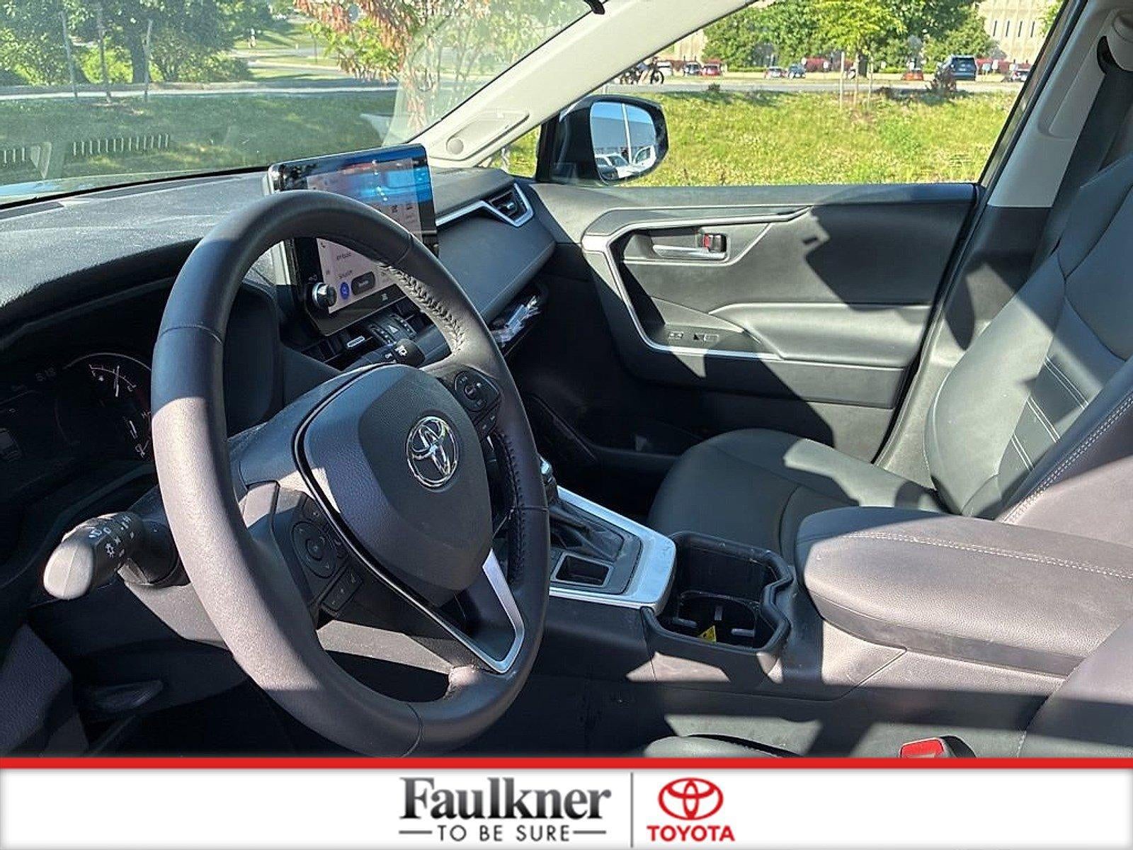 2024 Toyota RAV4 XLE Premium AWD (Natl)