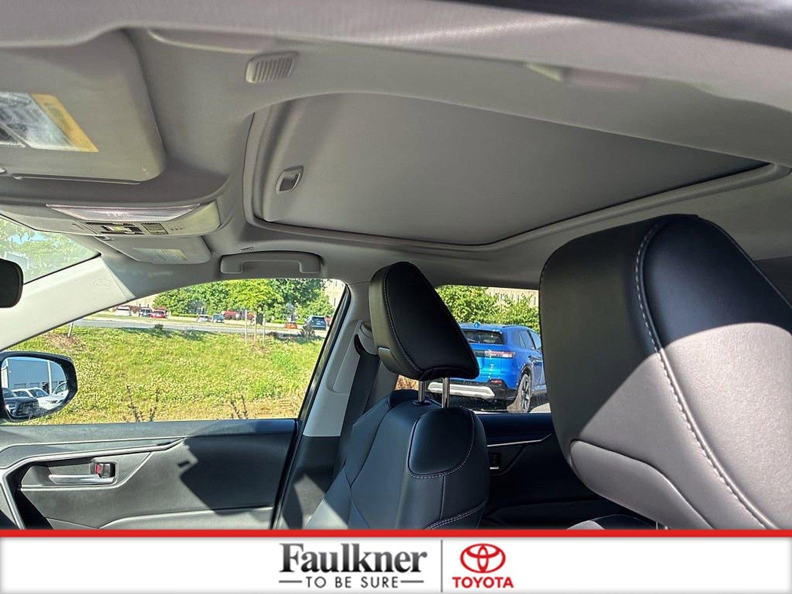 2024 Toyota RAV4 XLE Premium AWD (Natl)