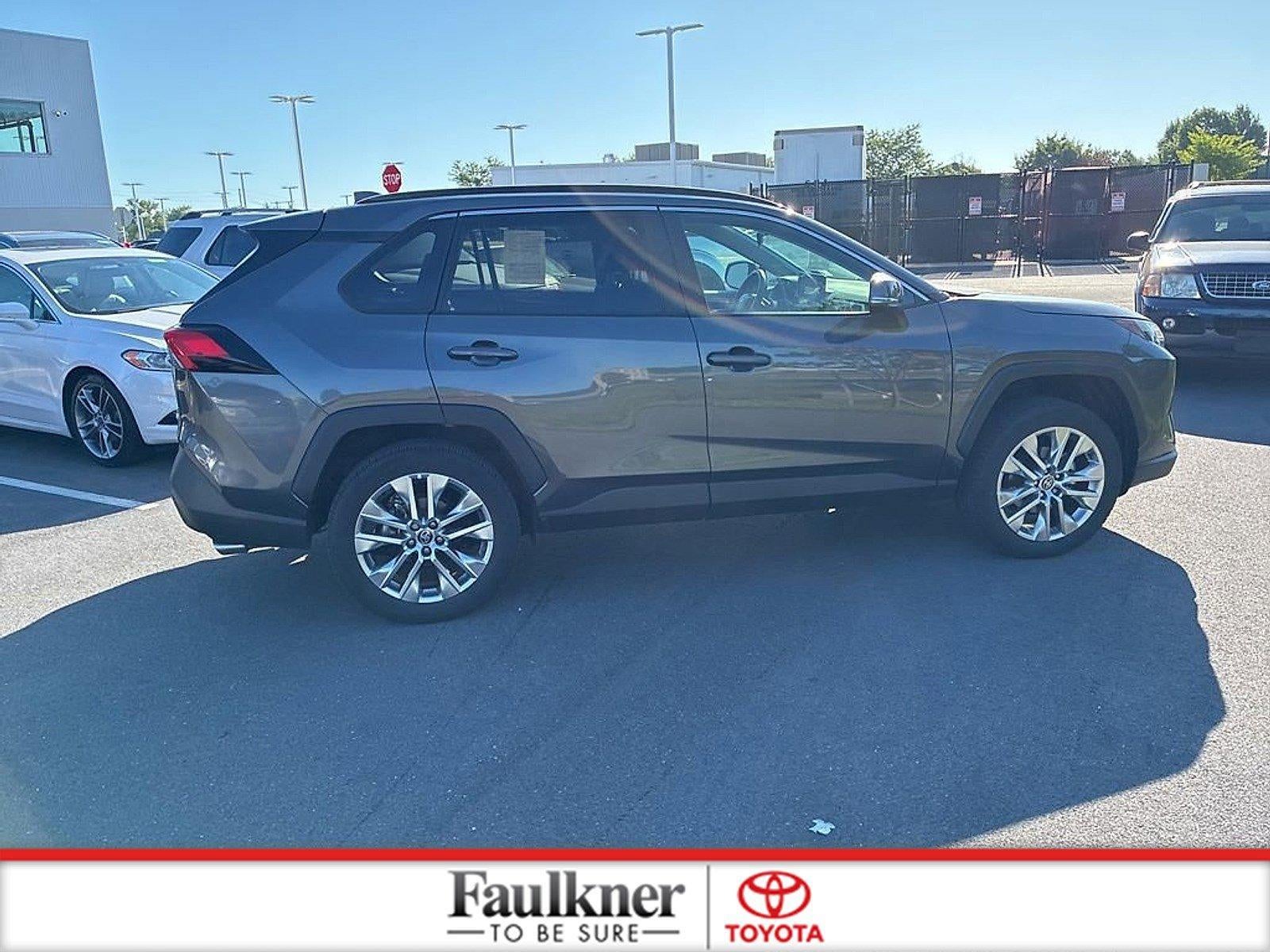 2024 Toyota RAV4 XLE Premium AWD (Natl)