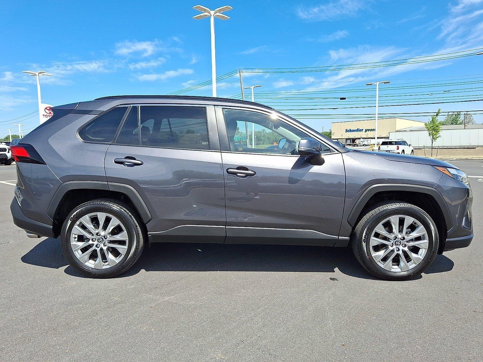 2024 Toyota RAV4 XLE Premium AWD (Natl)