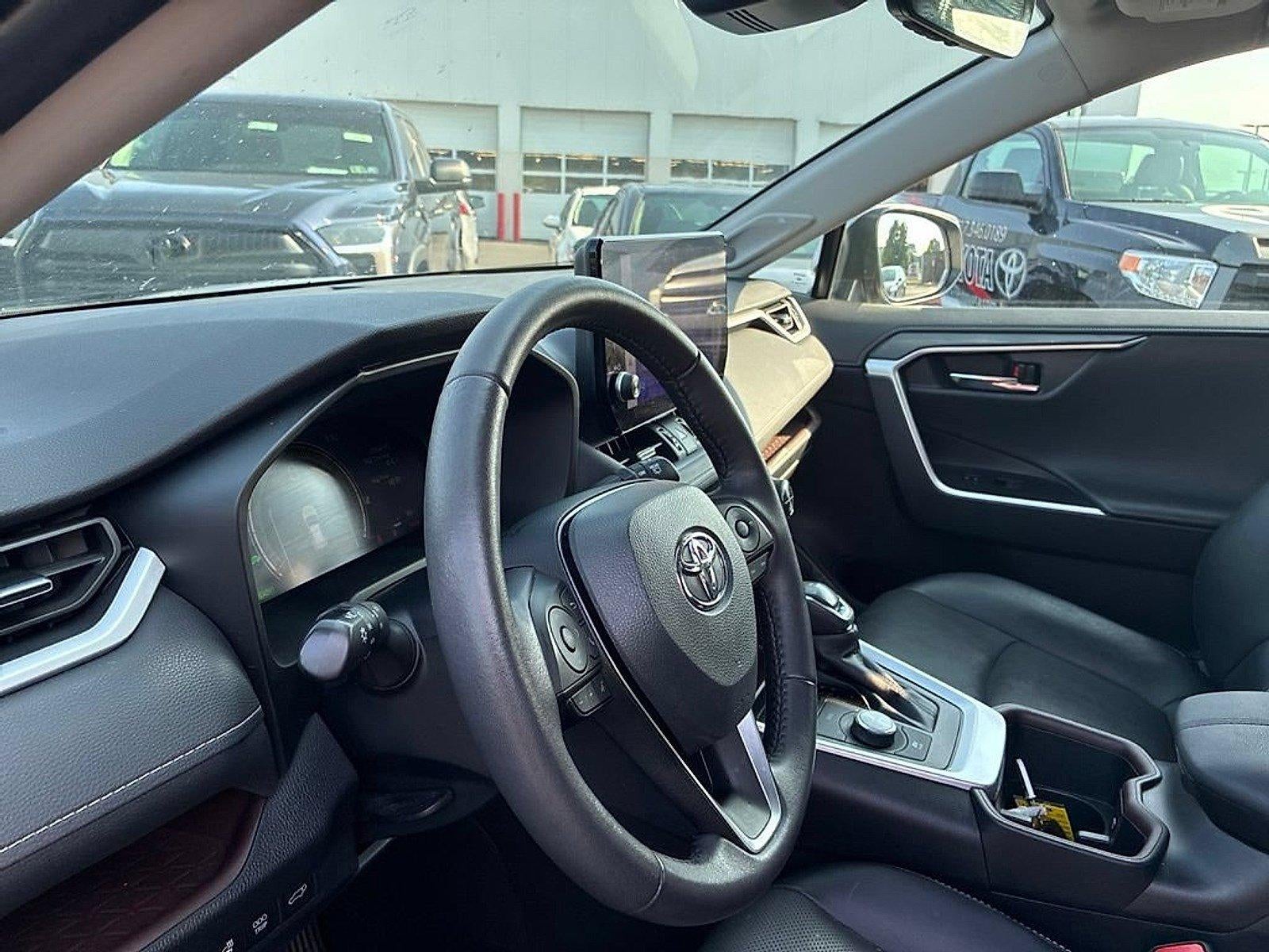 2024 Toyota RAV4 Hybrid Limited AWD (Natl)