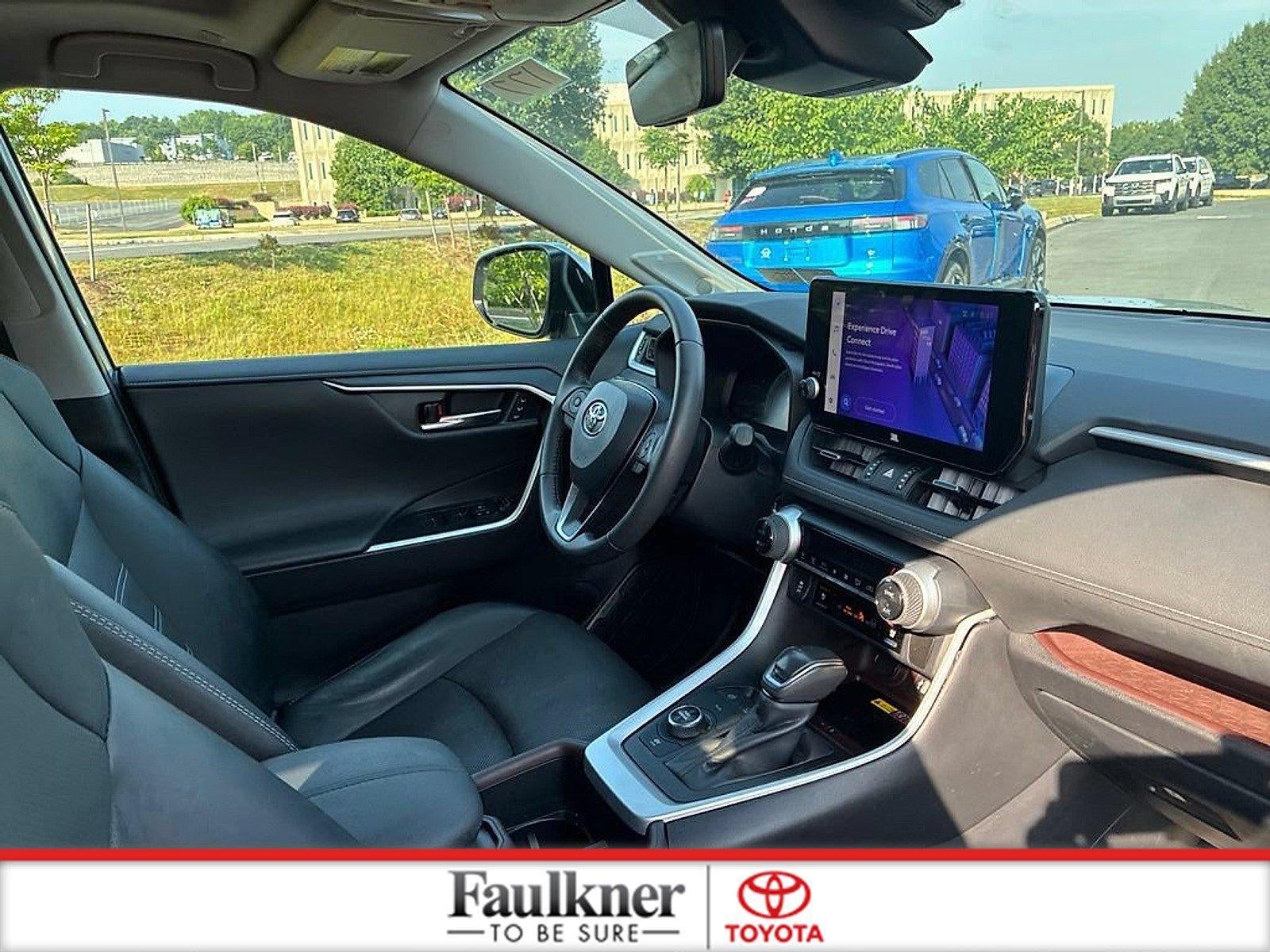 2024 Toyota RAV4 Hybrid Limited AWD (Natl)