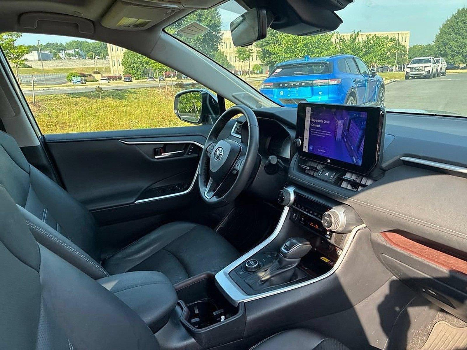2024 Toyota RAV4 Hybrid Limited AWD (Natl)
