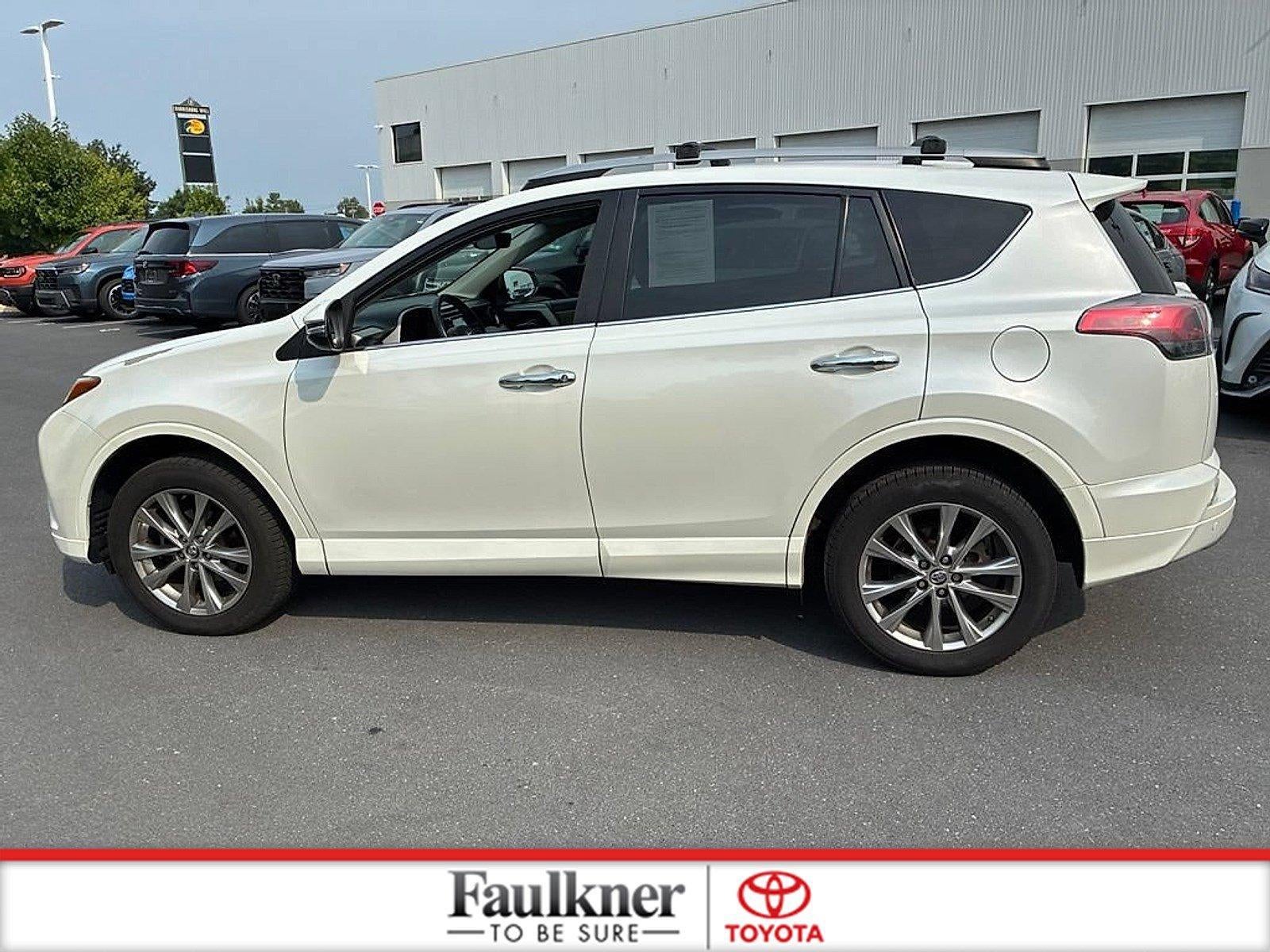 2017 Toyota RAV4 Platinum AWD (Natl)