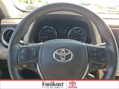 2017 Toyota RAV4 Platinum AWD (Natl)