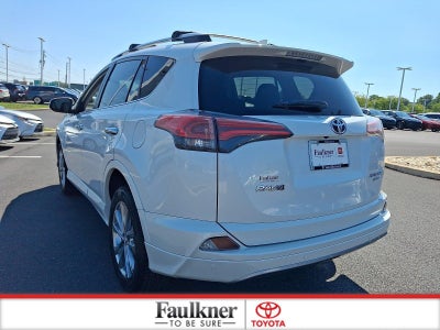 2017 Toyota RAV4 Platinum AWD (Natl)