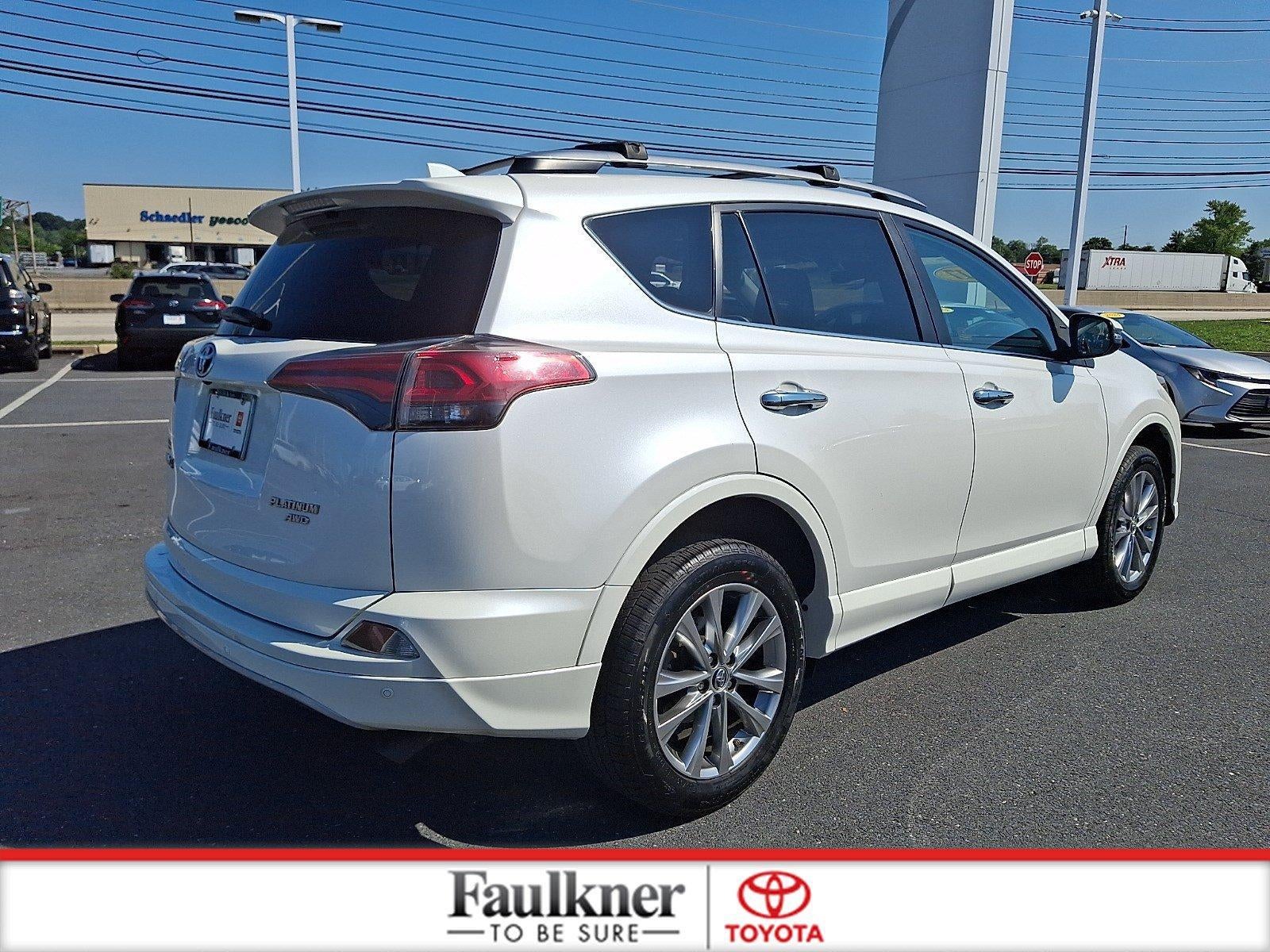 2017 Toyota RAV4 Platinum AWD (Natl)