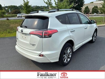2017 Toyota RAV4 Platinum AWD (Natl)