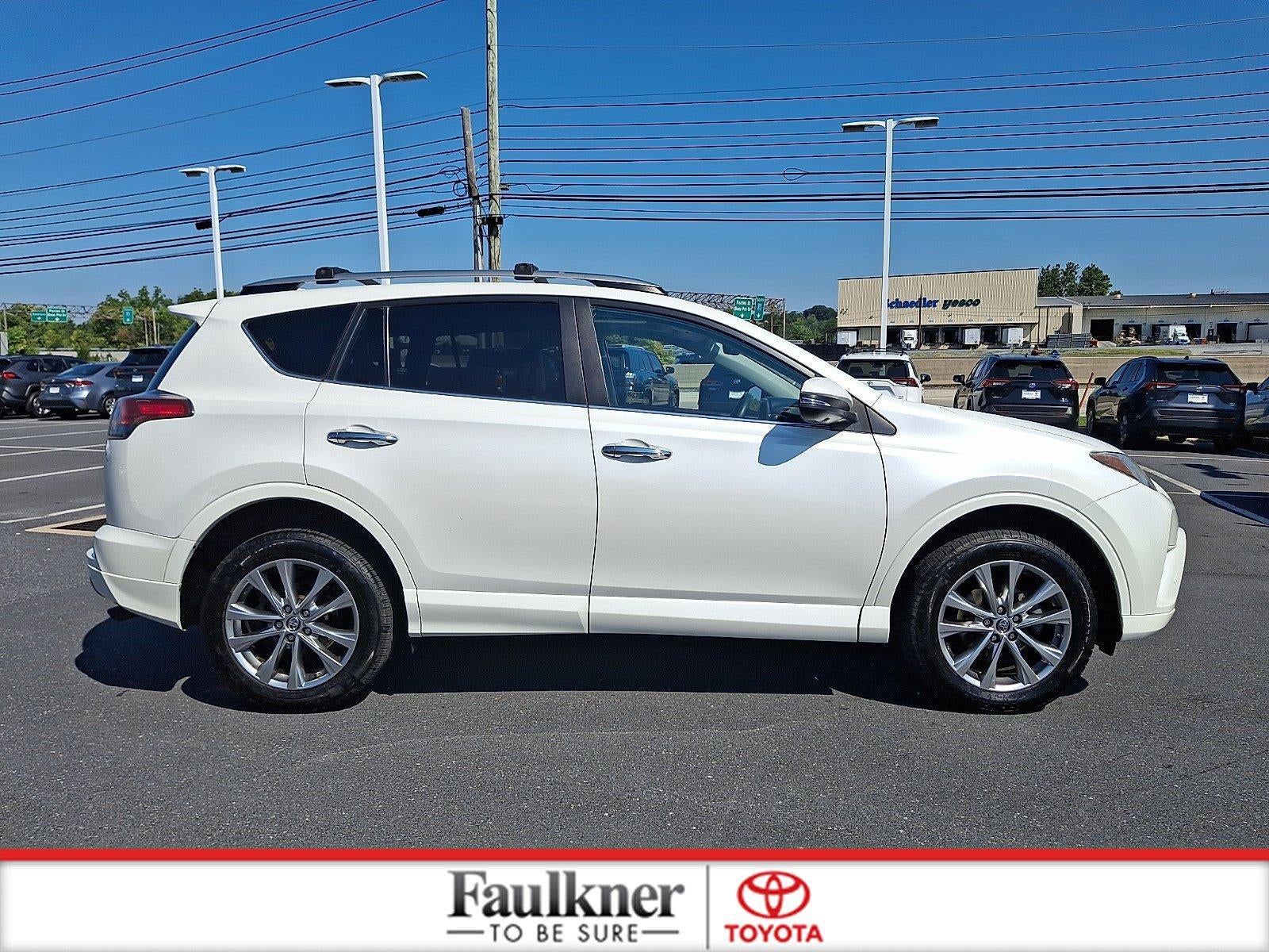 2017 Toyota RAV4 Platinum AWD (Natl)