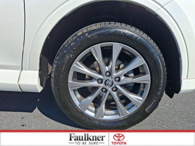 2017 Toyota RAV4 Platinum AWD (Natl)