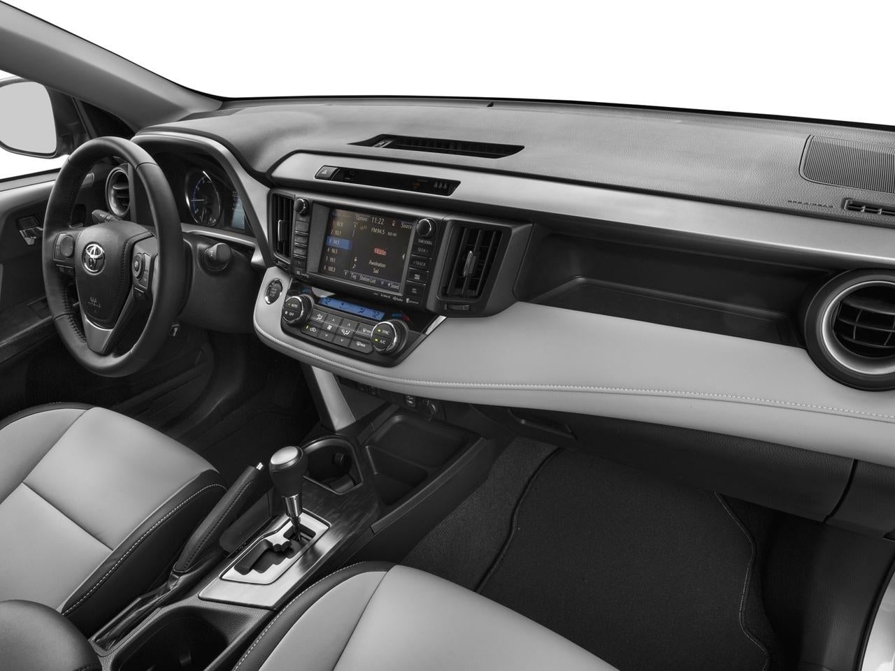 2017 Toyota RAV4 Platinum AWD (Natl)