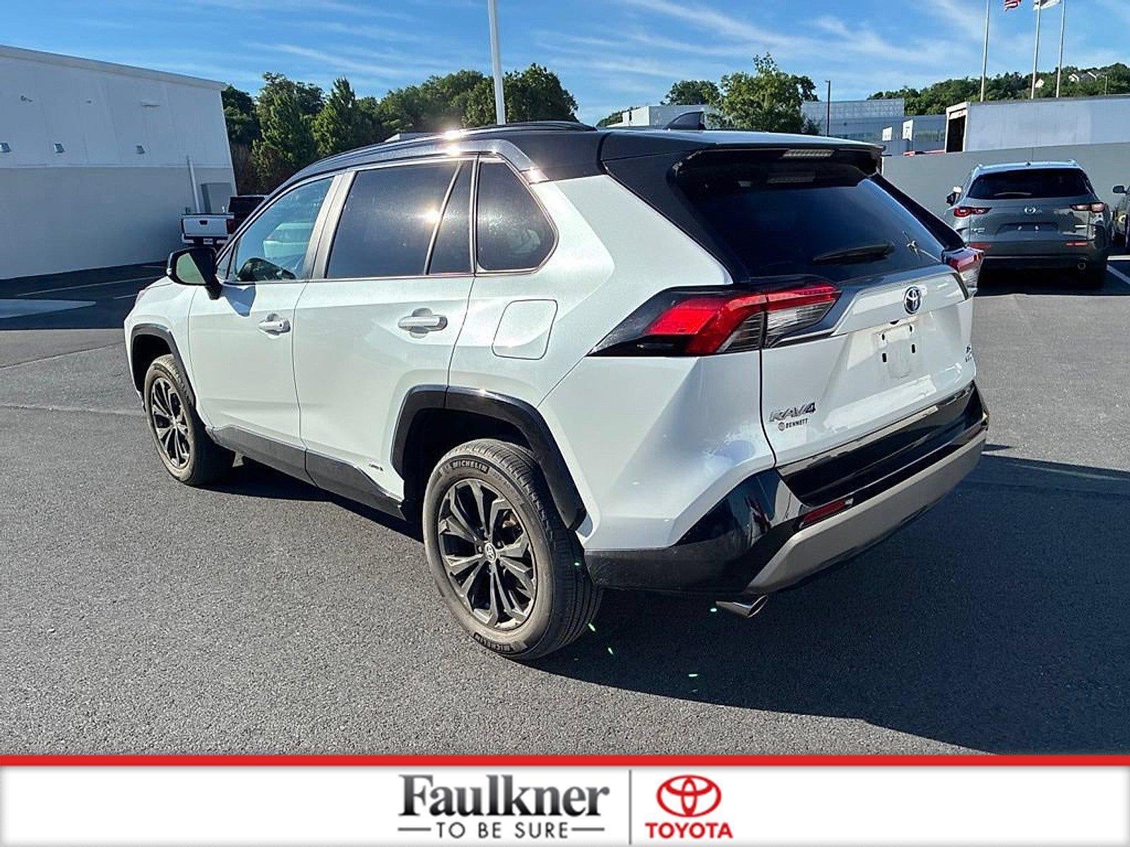 2024 Toyota RAV4 Hybrid XSE AWD (Natl)