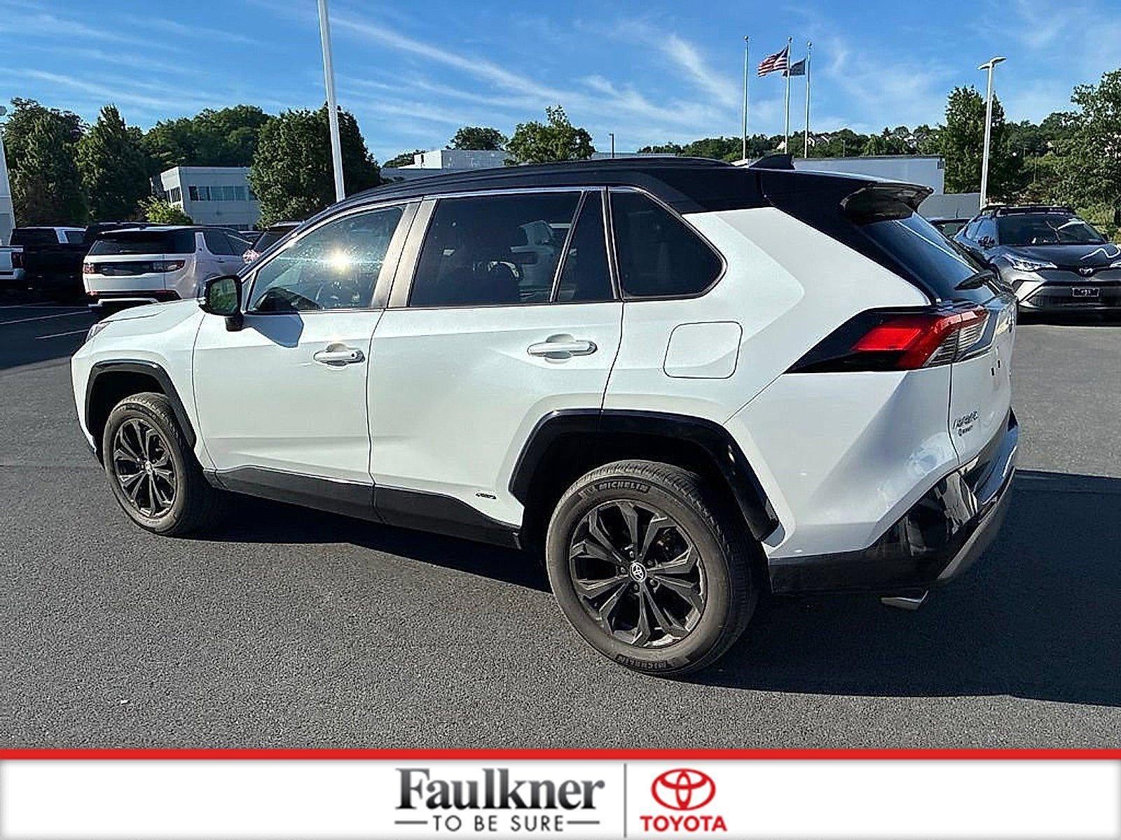 2024 Toyota RAV4 Hybrid XSE AWD (Natl)