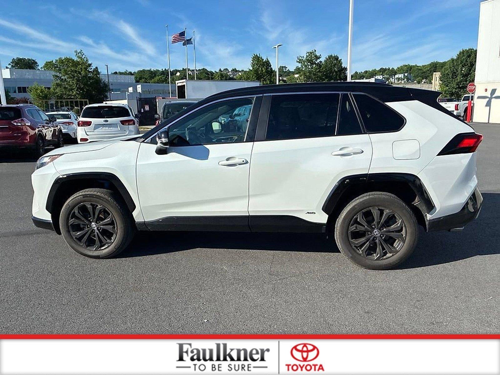 2024 Toyota RAV4 Hybrid XSE AWD (Natl)