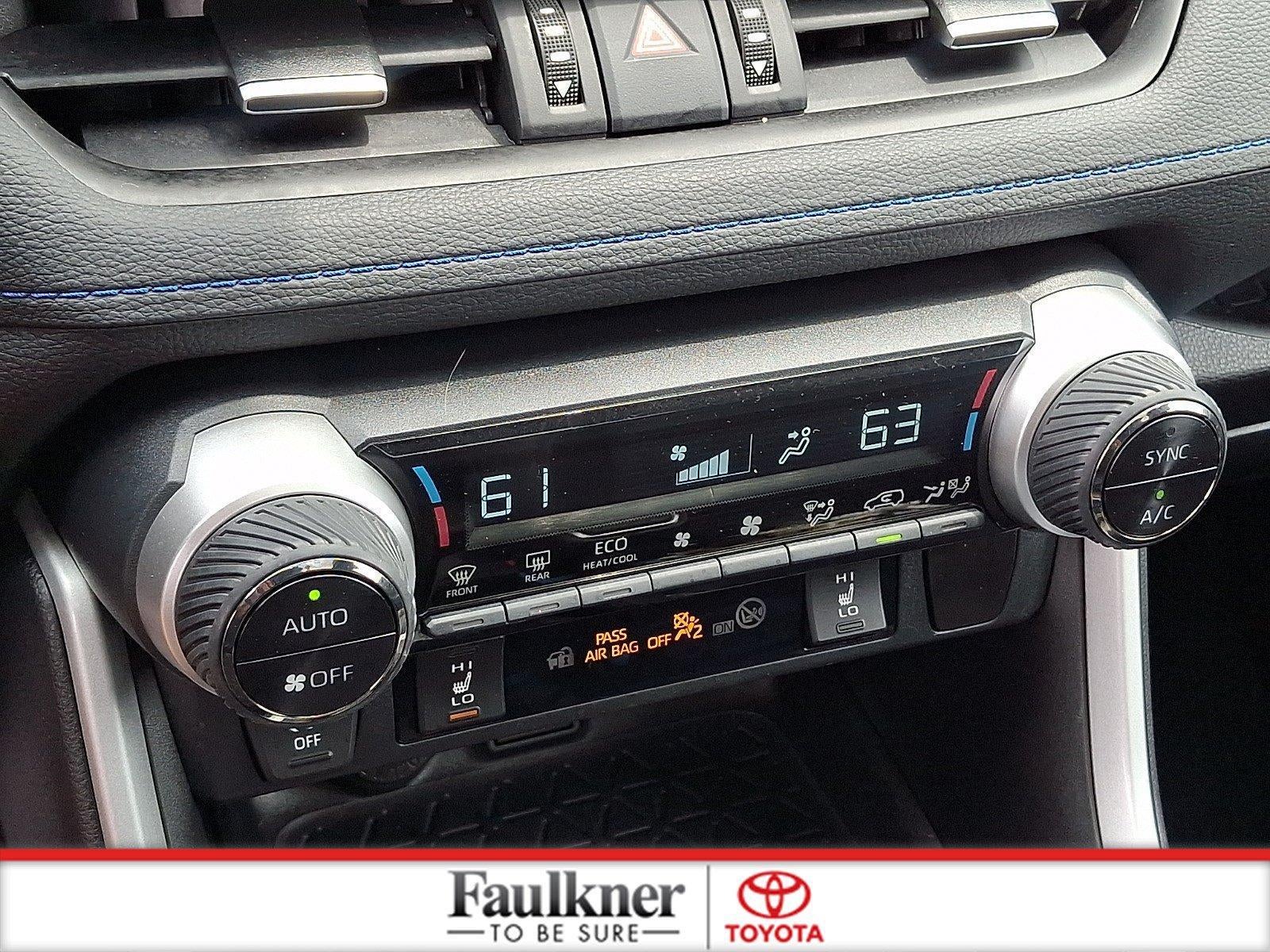 2024 Toyota RAV4 Hybrid XSE AWD (Natl)