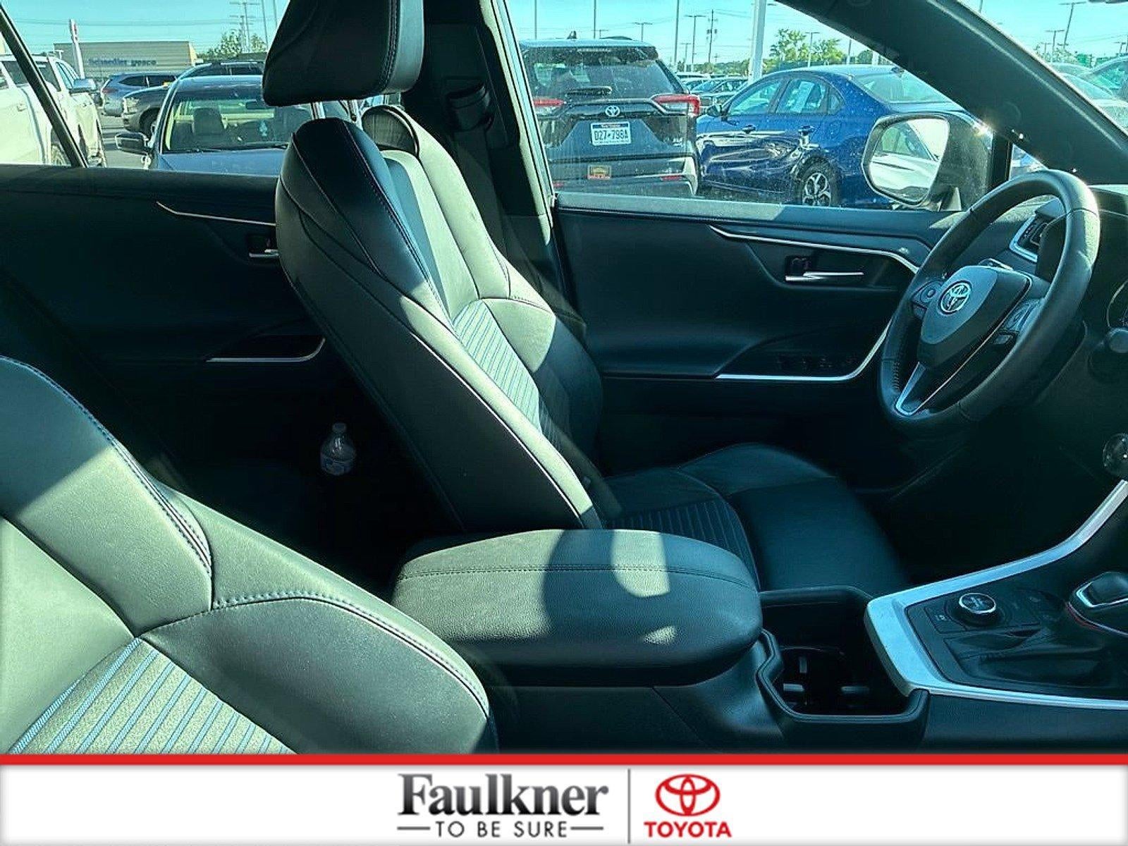 2024 Toyota RAV4 Hybrid XSE AWD (Natl)