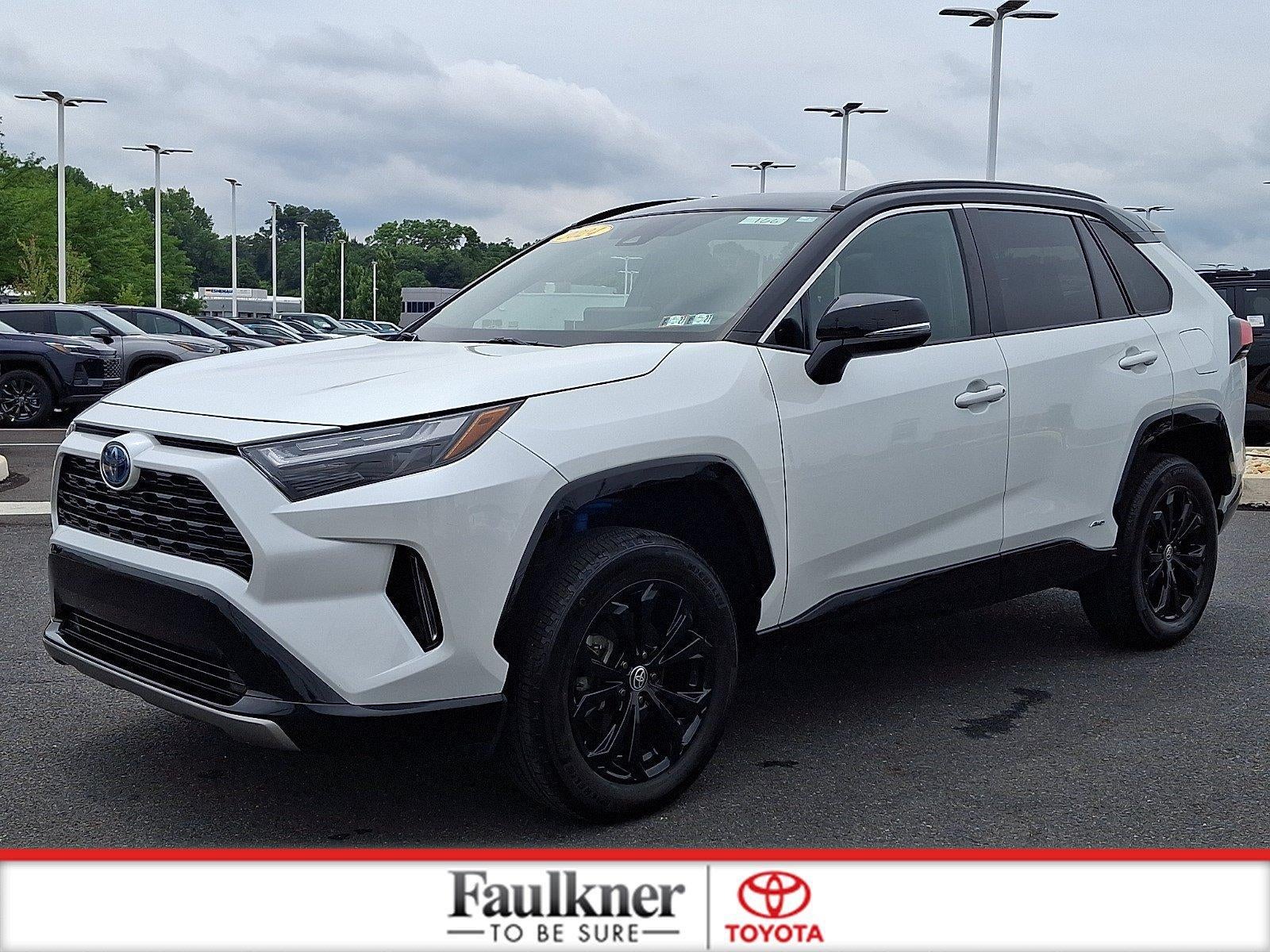 2024 Toyota RAV4 Hybrid XSE AWD (Natl)